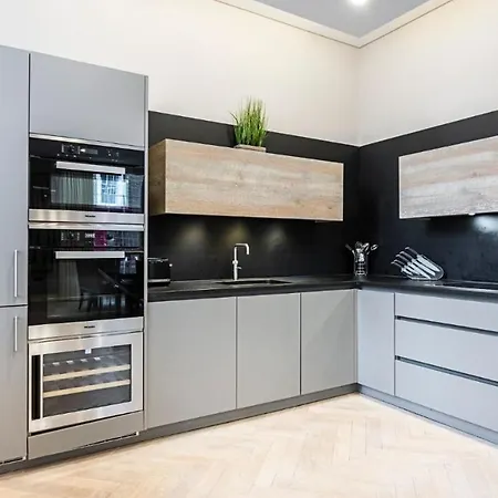Apartment Luxurious 3 Bed Apt Westbourne Park Villas Sk