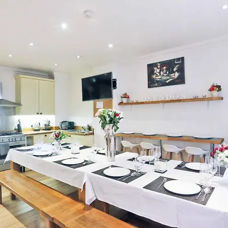 Piccadilly Circus Suites Apartment London
