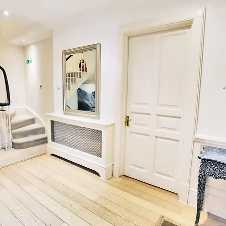 Apartment Piccadilly Circus Suites London
