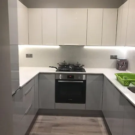 Edgware Road Luxury Serviced *