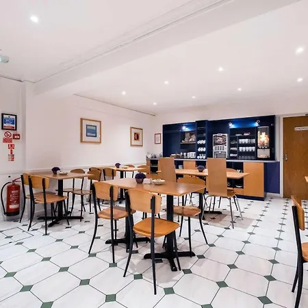 Comfort - Kings Cross Hotel 3*