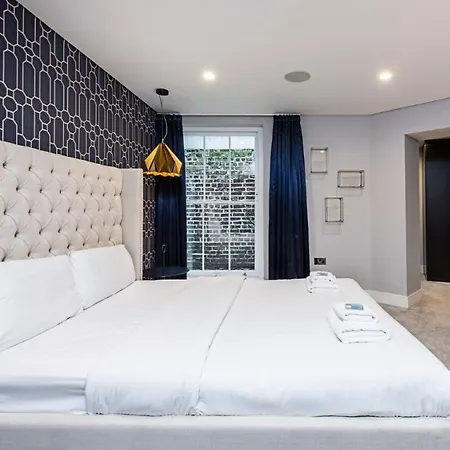 Luxurious 3 Bed Apt Westbourne Park Villas Sk