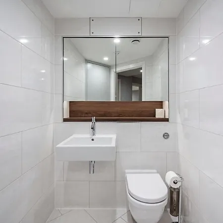 Luxurious 3 Bed Apt Westbourne Park Villas Sk London
