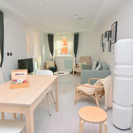 Wharf - Macarena Apartment *