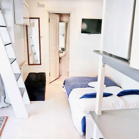 Piccadilly Circus Suites Apartment London