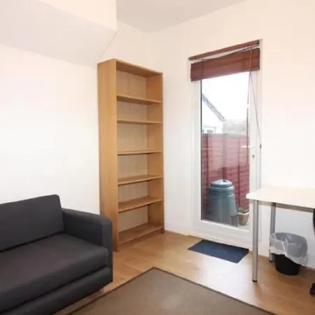 Apartment Premier Contractors North