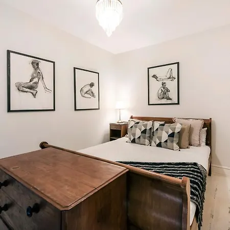 Cs Notting Hill Apartment London