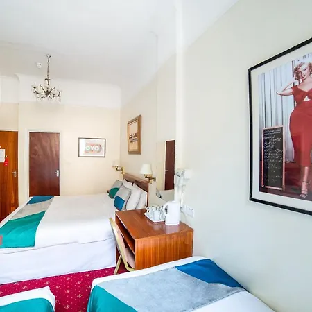 St George's Hotel London