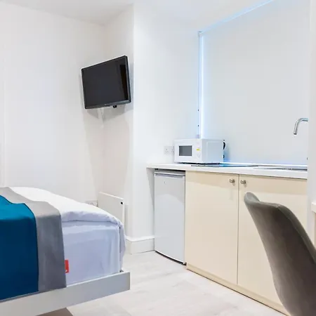 Messina Aparthotel 3*