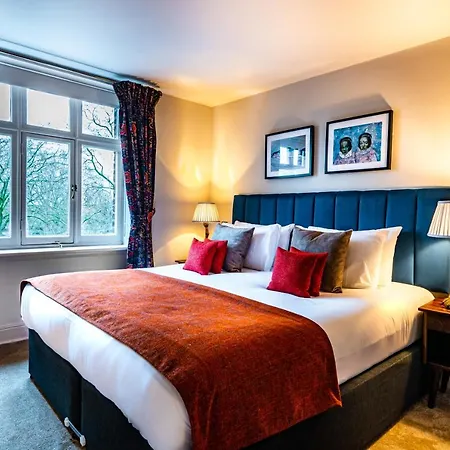 Aragon House 2* London