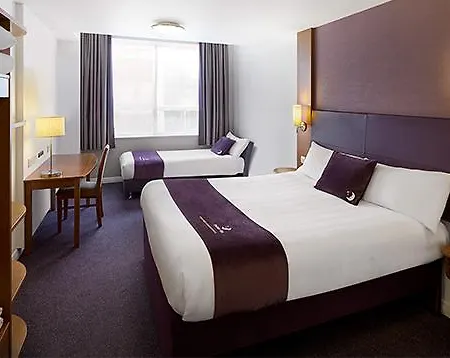 Premier Victoria Hotel