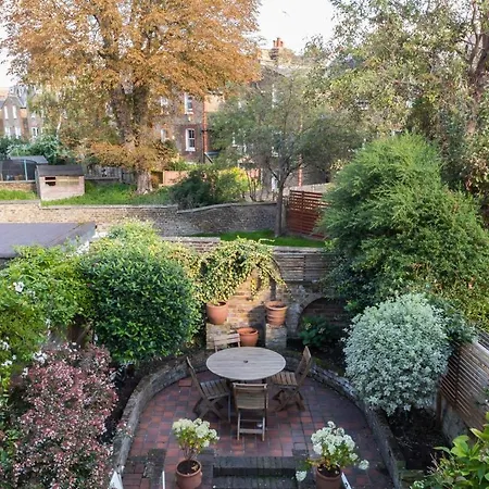 Fabulous 4-bed House In Fulham With Garden! * London