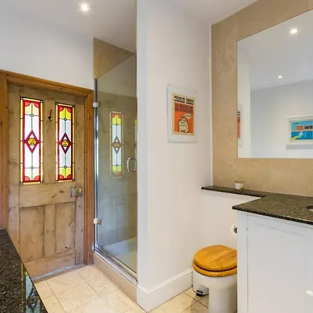 Fabulous 4-bed House In Fulham With Garden! Holiday home *