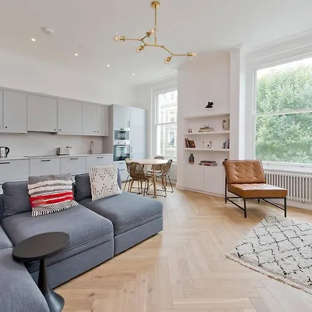 Modern, Chic 1-bed In Notting Hill London