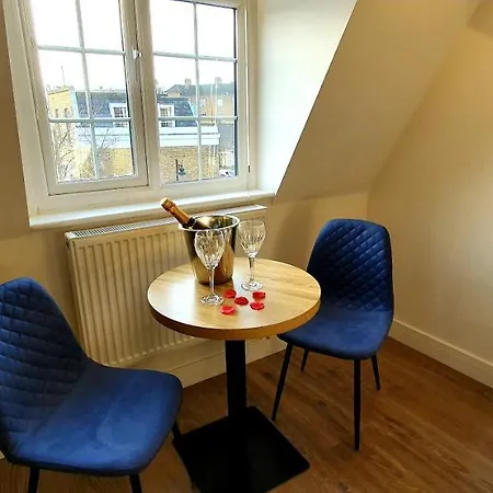 Hotel Angel Townhouse