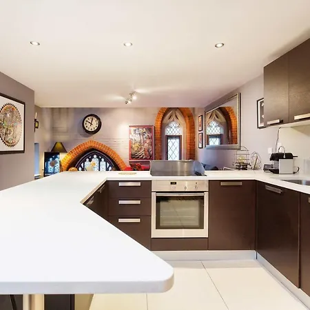 Veeve - Ecclesiastical Interiors