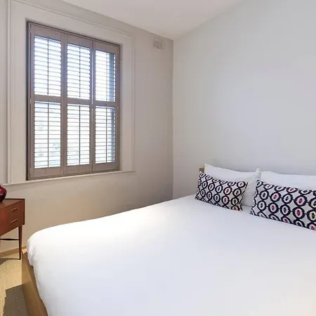 Trendy, Fun 2-bed In Chelsea * London