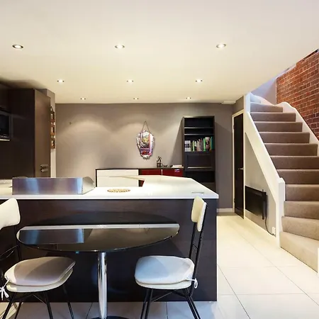 Apartment Veeve - Ecclesiastical Interiors *