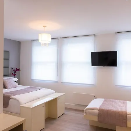 Aparthotel Messina 3*