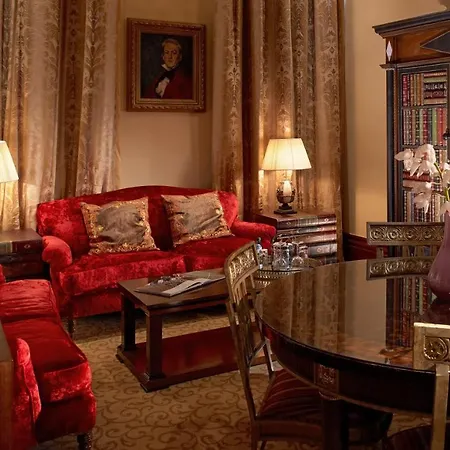 The Royal Horseguards Hotel, 4* London