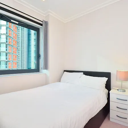 Apartment Canary Wharf - Corporate Riverside Apartments London