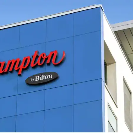 Hampton By Hilton Ealing