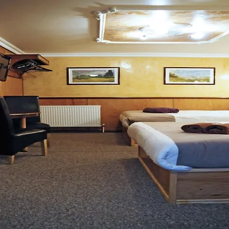Cricklewood Otel