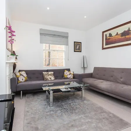 Apartment Shepherd Market London