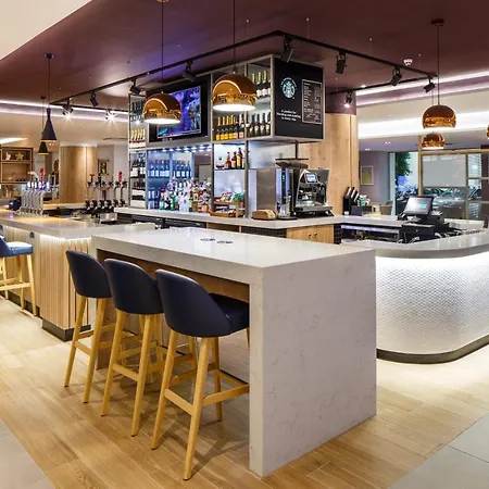 London - Heathrow M4,jct.4, An Ihg 4* West Drayton (Middlesex)