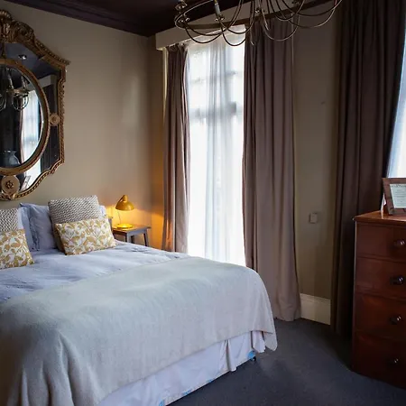 The Pear Tree Pensjonat 2*