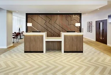 Moxy London Heathrow Airport 4*