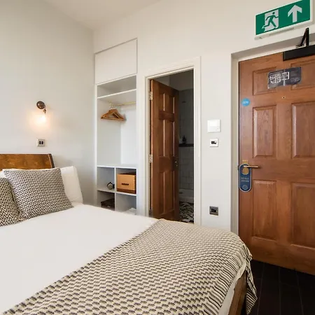 The Distillery 3*