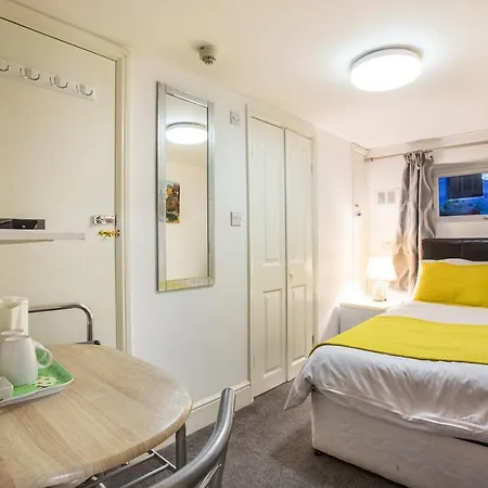 Hotel Oyo The Greenland London