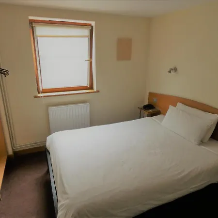 Hounslow Central Hotel