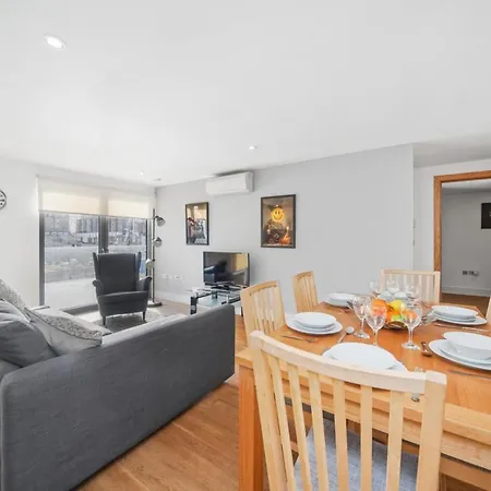 Apartamento Modern In Bayswater Free Wifi & Aircon By Aparts