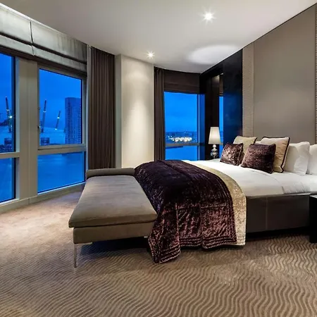 Radisson Blu Hotel, Canary Wharf East London