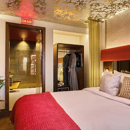 The Megaro - Kings Cross St Pancras, Hotel