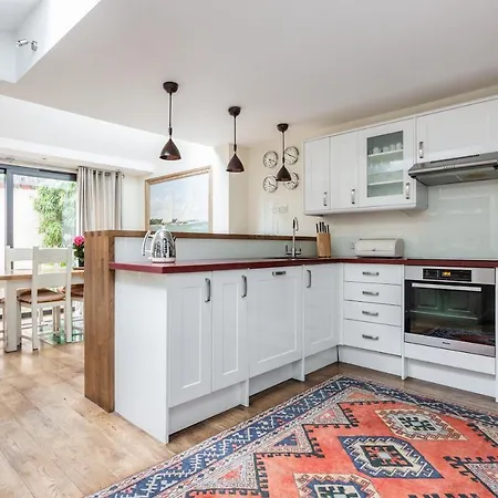 Donne Place By Onefinestay