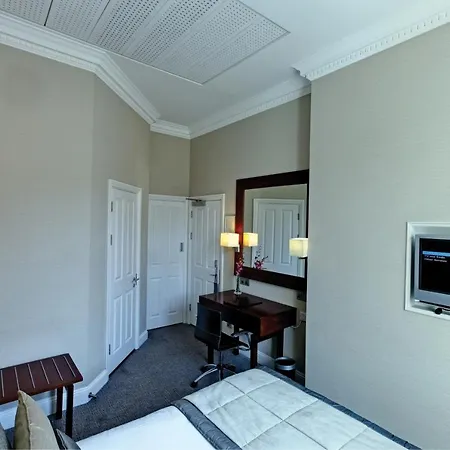 Grange Beauchamp Otel 4*