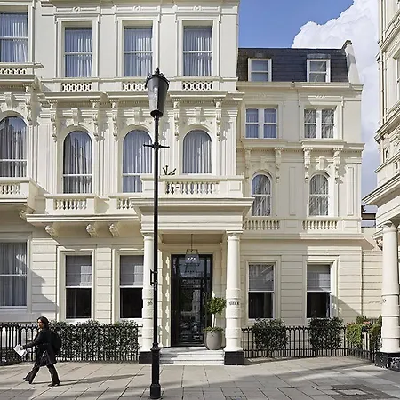 Signature Townhouse Hyde Park Hotel