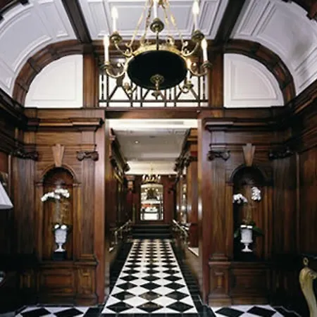 41 Hotel Londres