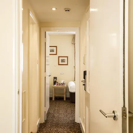 The Darlington Hyde Park Hotel London
