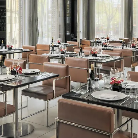 Hotel H10 Waterloo