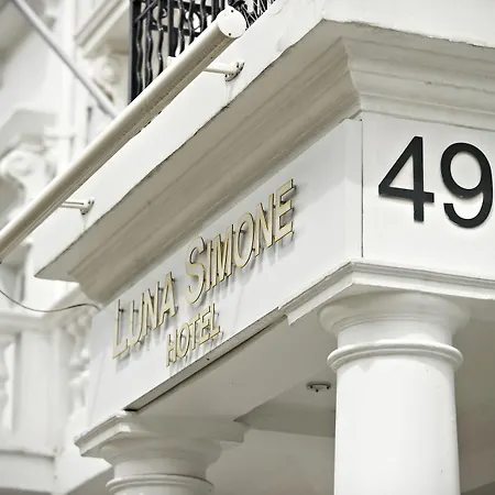 Hotell Luna And Simone 3*