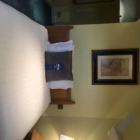 Warren House 4* Kingston upon Thames (Greater London)