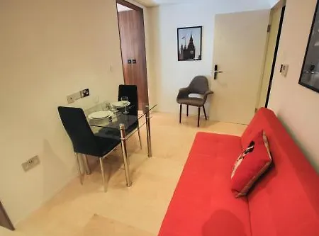 Room Home Stay 4* Londres