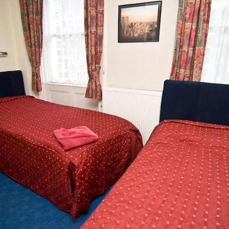 Hotel Boston Court 3*
