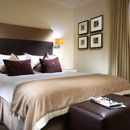 Hotel Bridge