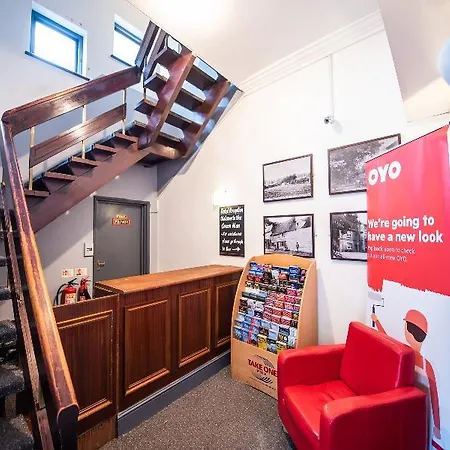 Oyo The Man Pub And 3*
