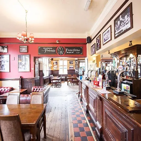 Oyo The Man Pub And Otel Londra